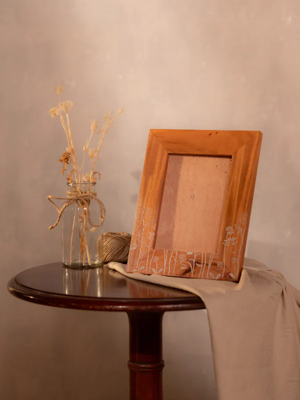 WildflowerMeadowEtchedMangoWoodFrame (1)